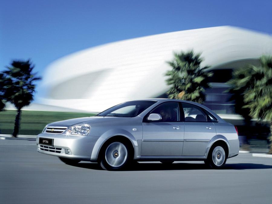 Chevrolet Optra Sedan 2004 года  (фото 10 из 12)